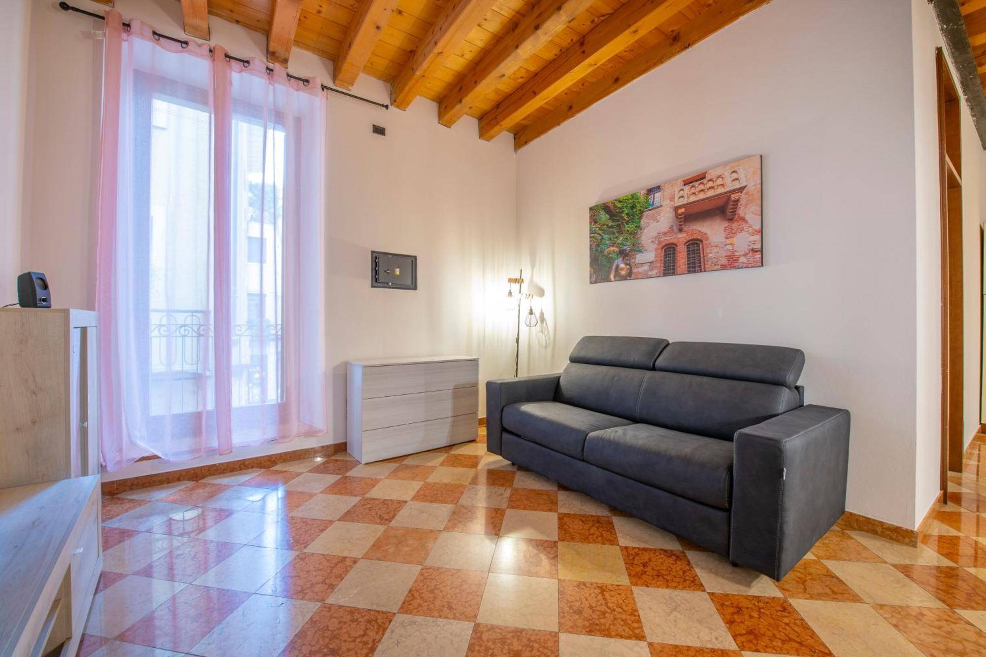 -Near Arena & Giuletta- Pet Friendly Mazzini Palace Verona Exterior foto