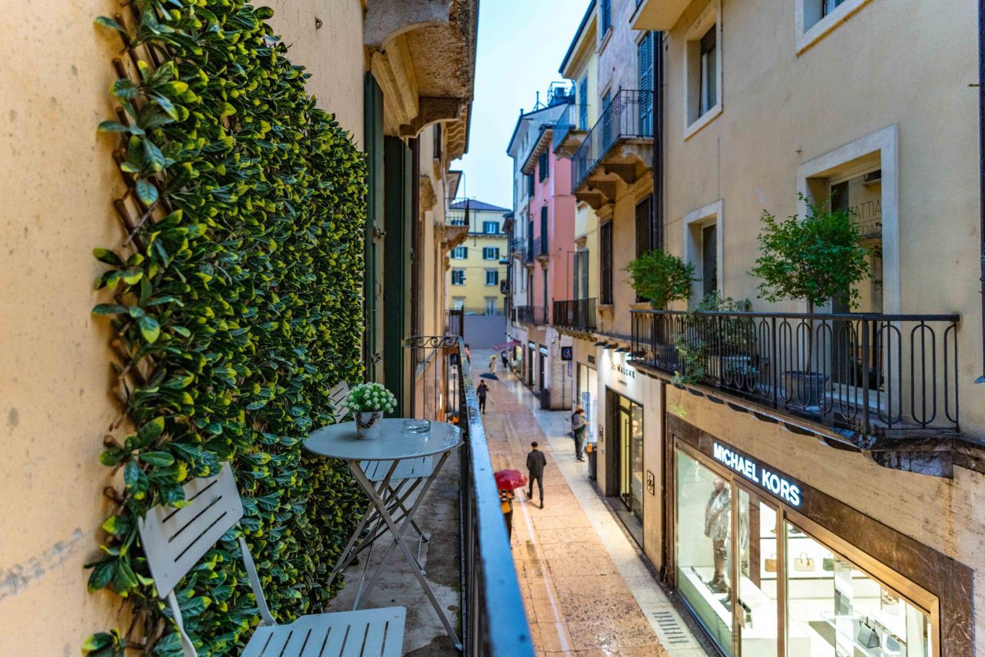 -Near Arena & Giuletta- Pet Friendly Mazzini Palace Verona Exterior foto